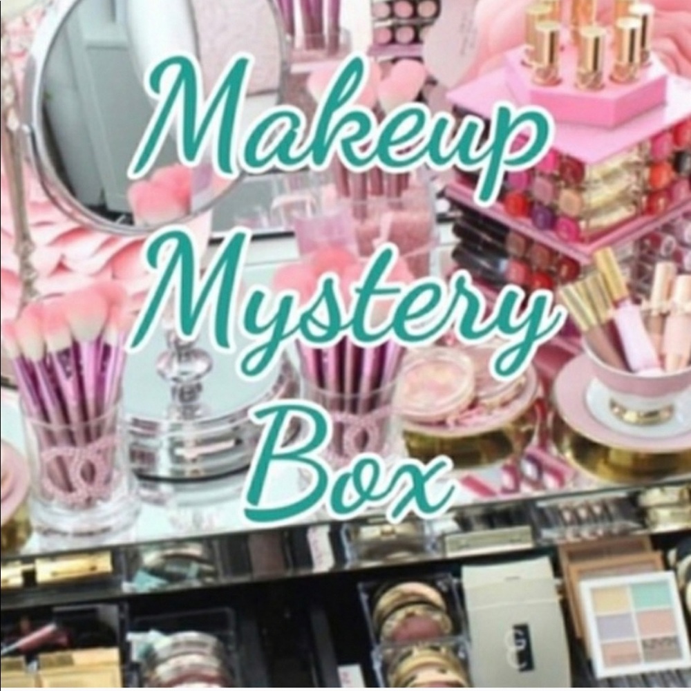 MAKEUP MYSTERY BOX 🤔🤗🤗